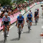 Arrivo di una tappa del Giro d'Italia di ciclismo