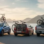 Porta bici per auto di diverse tipologie montati su tre automobili